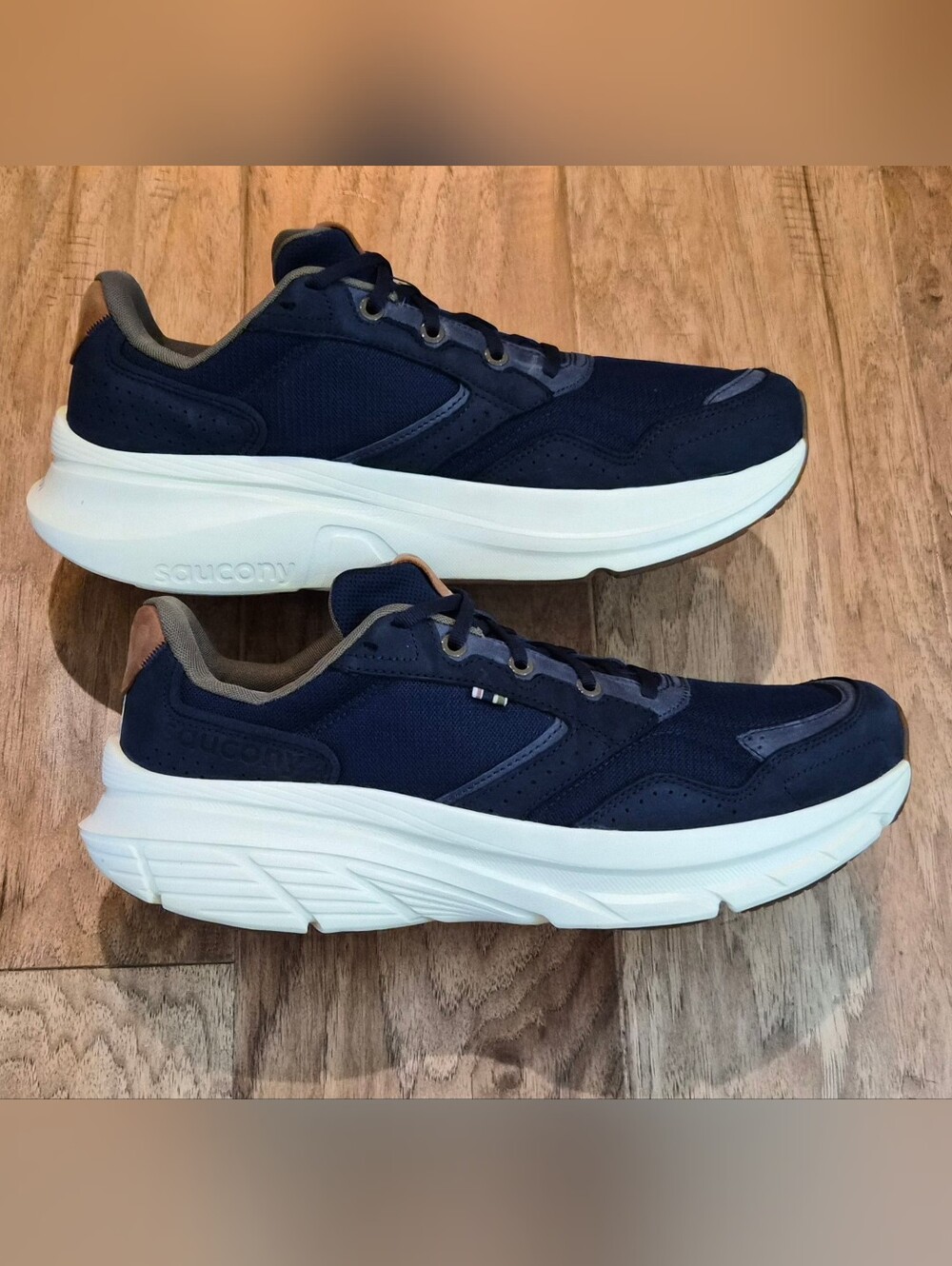 Saucony Guide Metro Navy Casual Sneakers - Picture 4 of 8